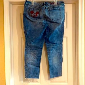 Torrid Disney Mickey Mouse Crop Boyfriend Vintage Stretch Jeans Sz 14